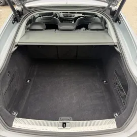 Car image 35