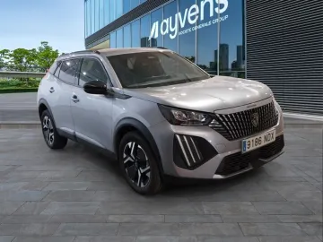 Car image 3