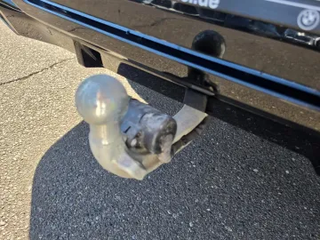 Car image 34