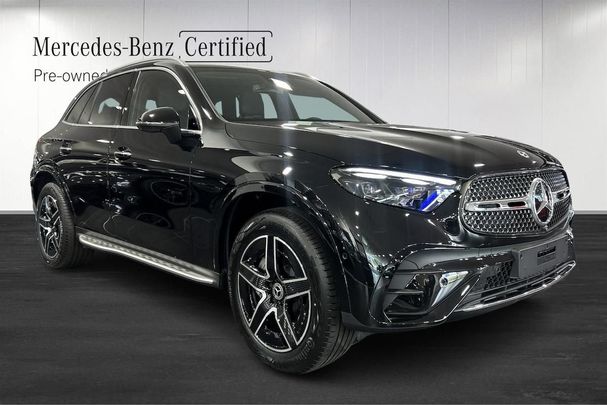 Mercedes-Benz GLC 300 de 4Matic 245 kW image number 2