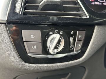 Car image 47