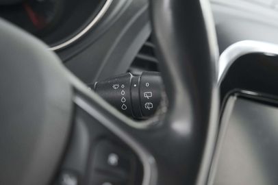 Car image 36