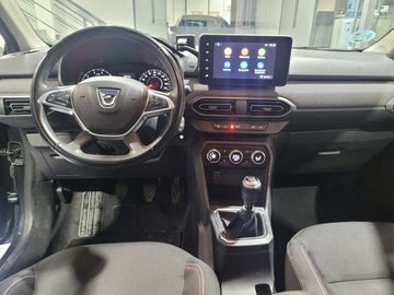 Car image 13