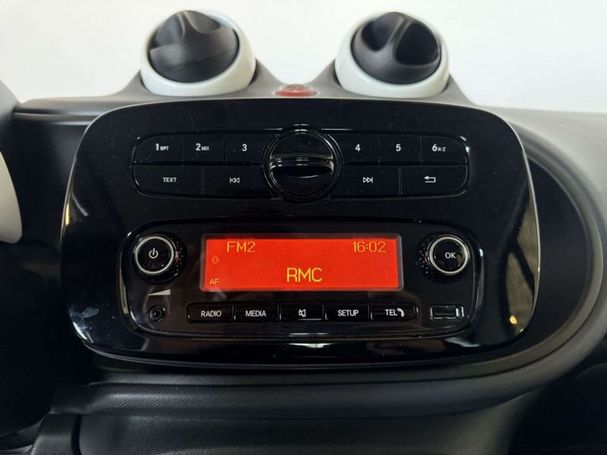 Smart ForTwo EQ 60 kW image number 11