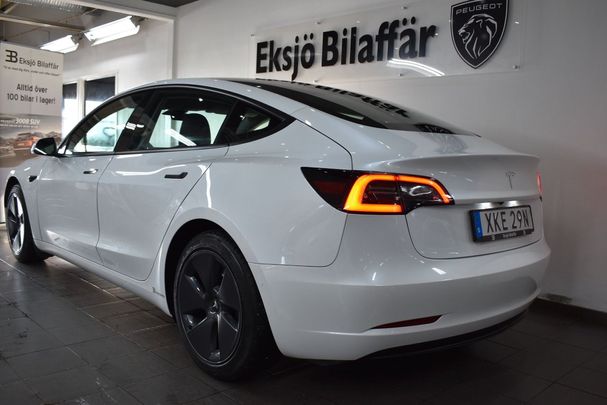 Tesla Model 3 Standard Range Plus 239 kW image number 4