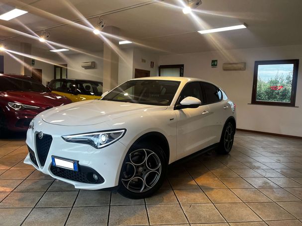 Alfa Romeo Stelvio 2.2 Q4 140 kW image number 2