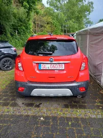 Car image 25