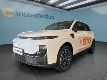 Car image 2
