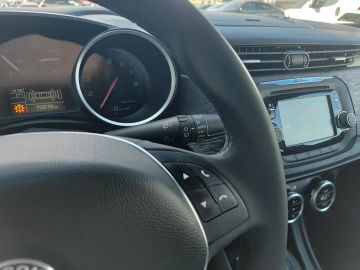 Car image 24