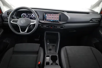 Car image 30