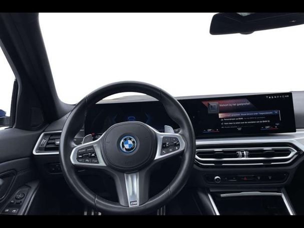 BMW 330 Touring M 215 kW image number 6