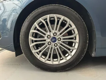 Car image 49