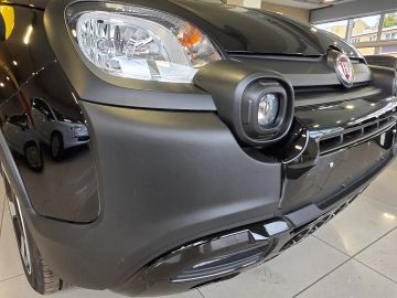 Car image 38