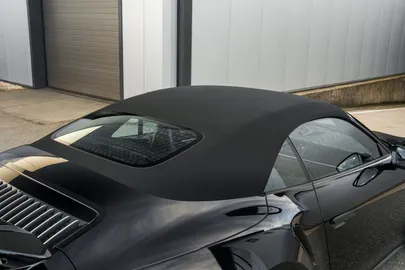 Car image 47
