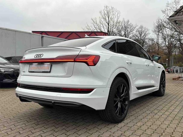 Audi e-tron 55 S-line Sportback 300 kW image number 5