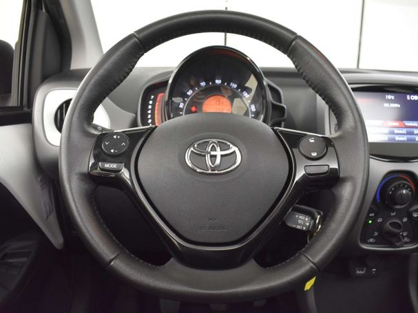 Toyota Aygo 53 kW image number 11