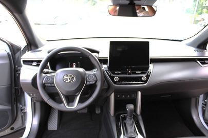 Car image 13