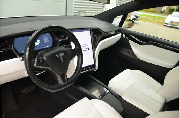 Tesla Model X Long Range AWD 310 kW image number 11