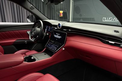 Car image 35