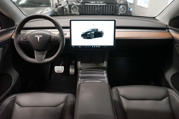 Tesla Model Y Performance AWD 393 kW image number 10