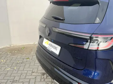 Car image 36