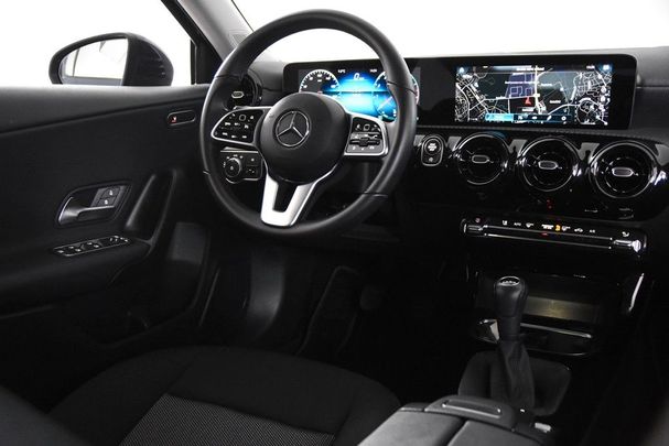 Mercedes-Benz A 180 100 kW image number 20