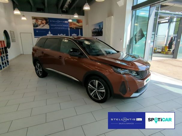 Peugeot 5008 130 Allure 96 kW image number 2