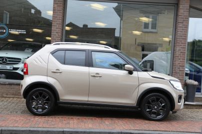 Car image 2