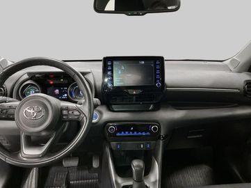 Car image 12