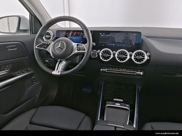 Mercedes-Benz GLA 180 100 kW image number 6