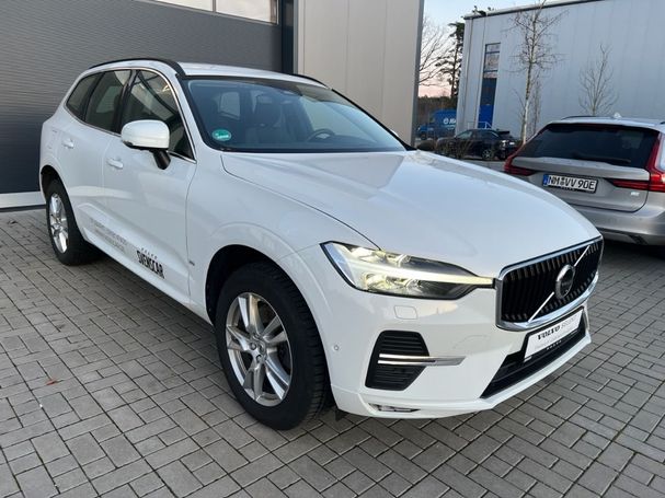 Volvo XC60 B4 AWD Momentum Pro 145 kW image number 2