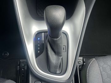 Car image 13