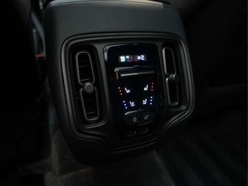 Car image 37