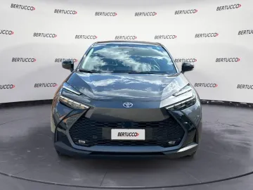 Car image 3