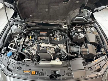 Car image 25