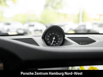 Car image 37