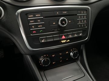 Car image 33