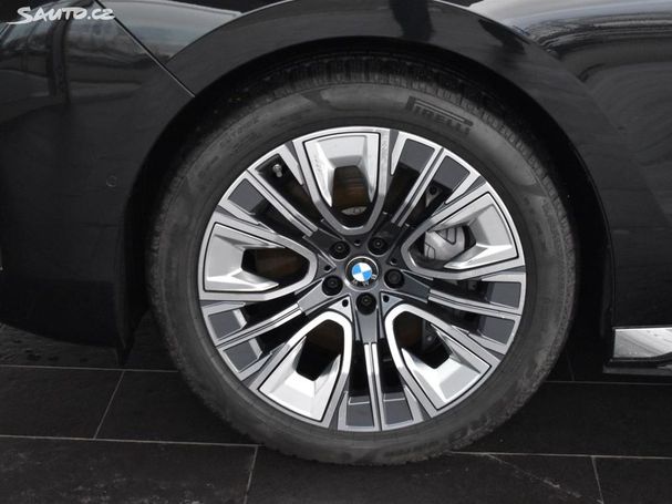 BMW i7 xDrive60 400 kW image number 5