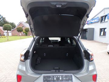Car image 23