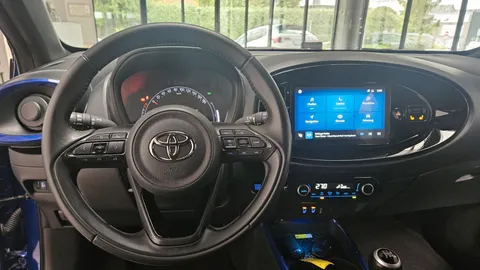 Car image 31