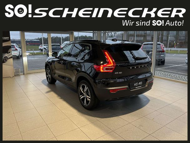 Volvo XC40 B3 Plus Dark 120 kW image number 4