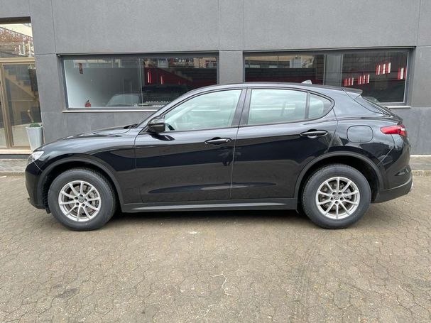 Alfa Romeo Stelvio 2.2 Q4 140 kW image number 4