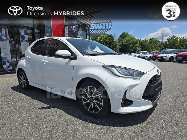 Toyota Yaris Hybrid 85 kW image number 3