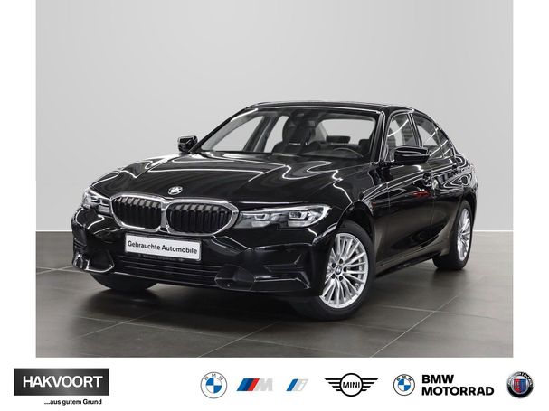 BMW 318i Sport Line 115 kW image number 2