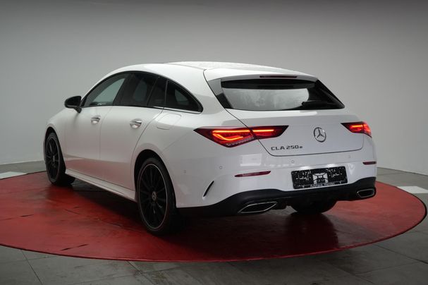 Mercedes-Benz CLA 250 Shooting Brake e 160 kW image number 4