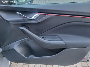 Car image 30