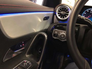 Car image 37