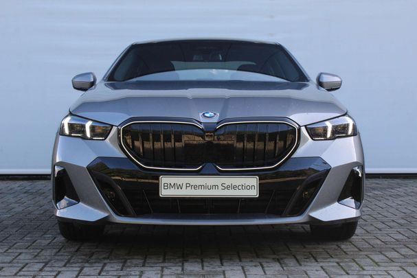 BMW 520i 140 kW image number 3