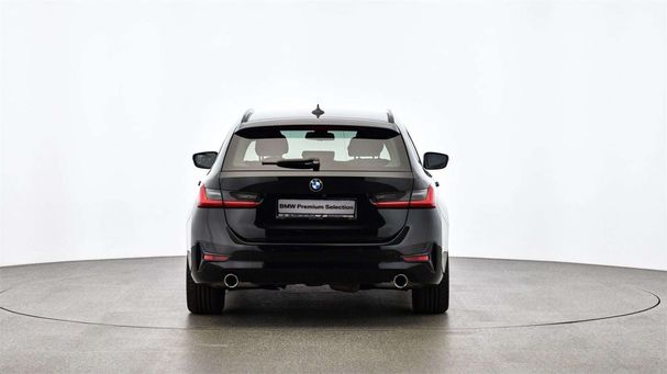 BMW 320d Touring xDrive 140 kW image number 4