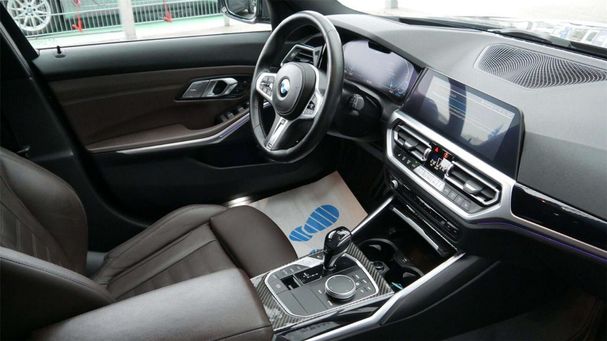 BMW 330 Touring xDrive 185 kW image number 40